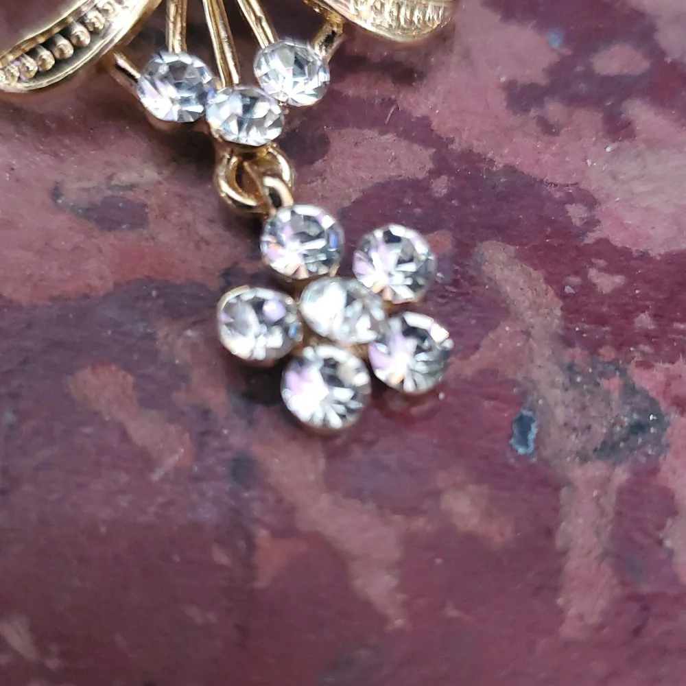 Gold Rhinestone Brooch DZ